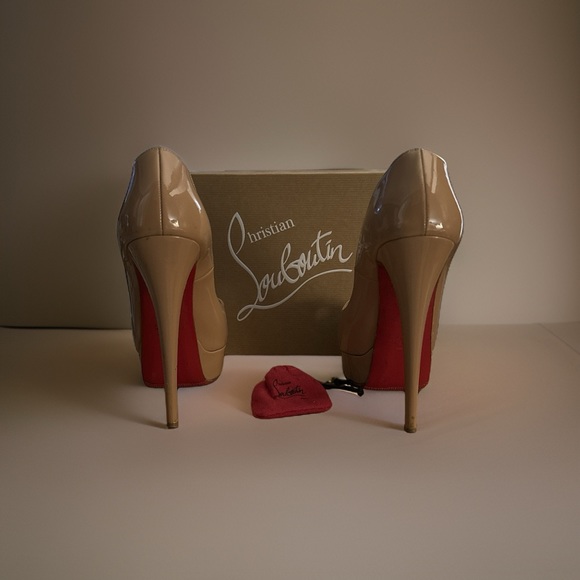 Christian Louboutin Pigalle Follies / Latte / 37.5 (7) - Picture 2 of 4